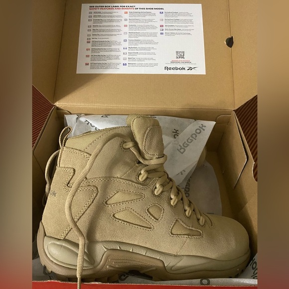 NIB Reebok RAPID RESPONSE Tan Boots With side zipper size 8.5 - Picture 1 of 6